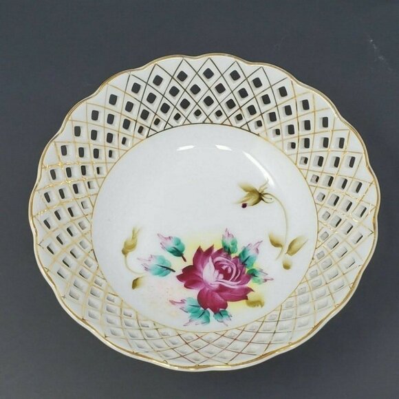 Occupied Japan Lattice Gold Trimmed Floral Bowl 5.75” Wide Hand Painted - Picture 1 of 7